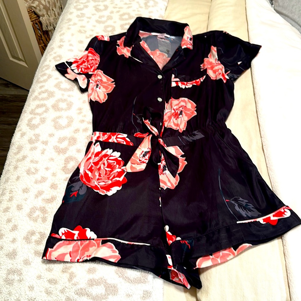 New Victoria Secret shorts romper
